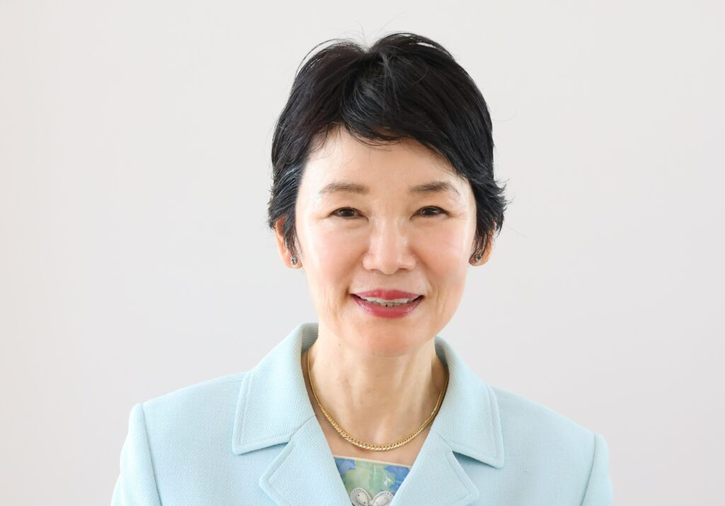 長谷川 る美の公式顔写真