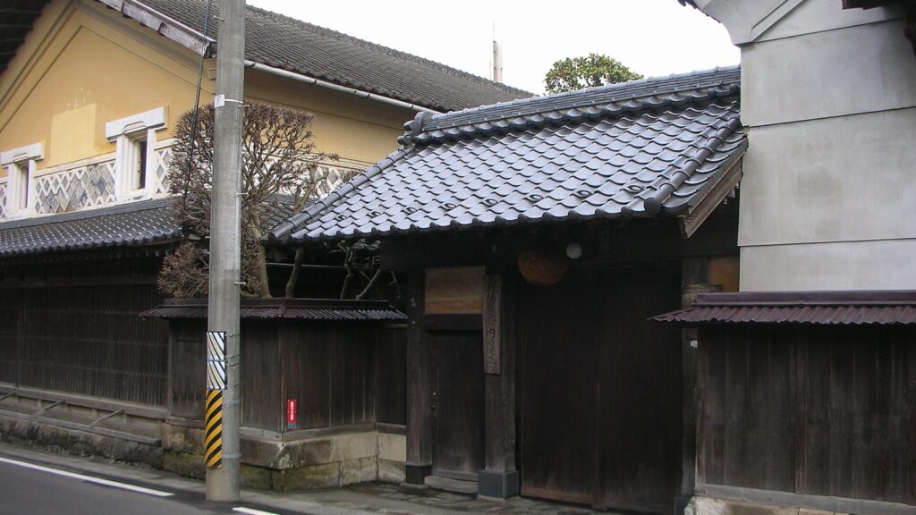 富谷市しんまち通りにある内ヶ崎酒造店の歴史的な建物